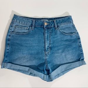 Forever 21 High-Waisted Jean Shorts Size 29